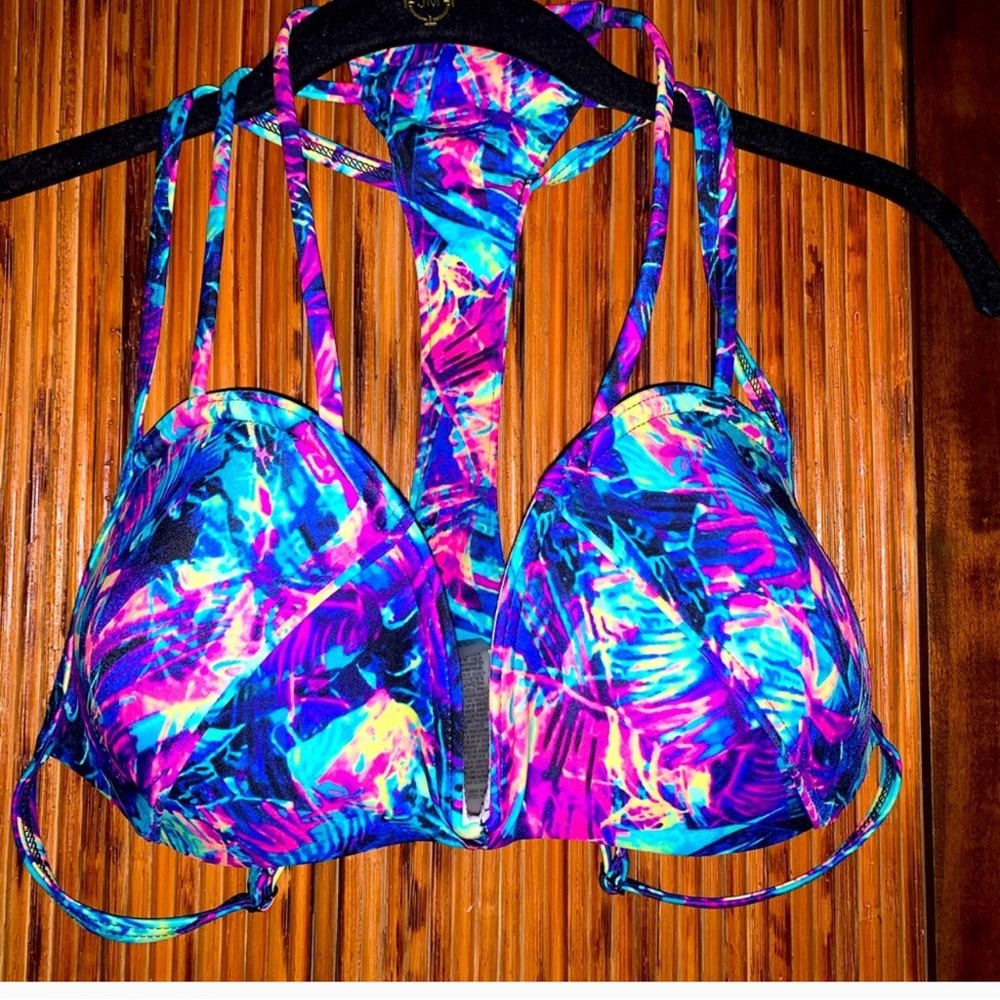 Victoria’s Secret Pink bikini top size large